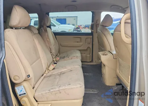 2017 Kia Sedona Lx из США, поврежденный, VIN KNDMB5C10H6245354